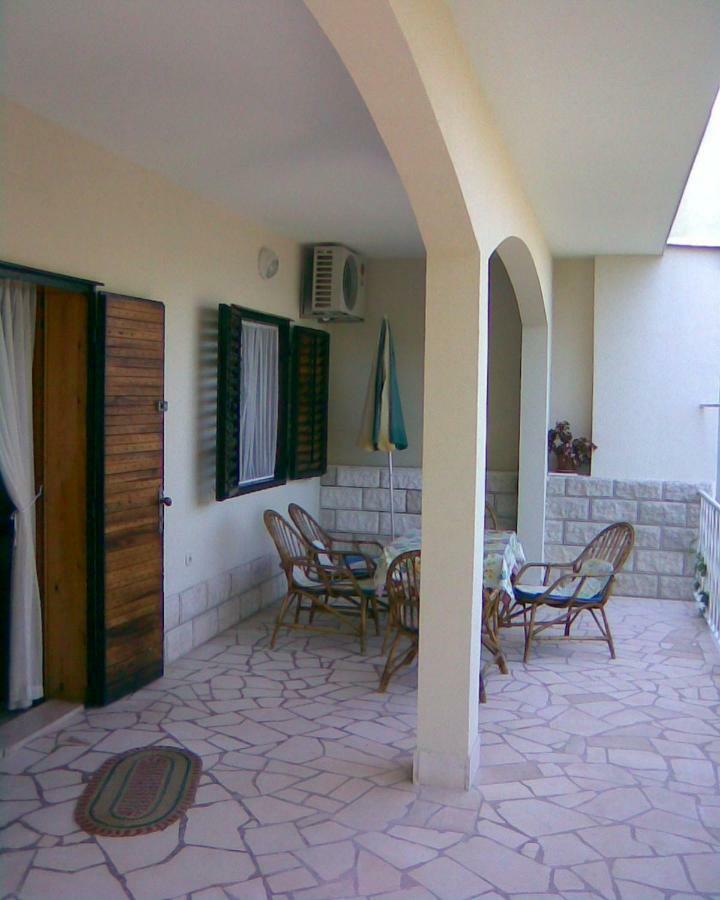 טרוגיר Seaside Apartments מראה חיצוני תמונה